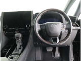 見通しのよいすっきりとした視界で、誰でも運転しやすいです。運転のしやすさは疲れにくさにも繋がりますよ♪