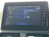 Bluetooth接続やHDMI入力など、多彩なメディアに対応。お気に入りの音楽や動画を車内で手軽に楽しめます。長距離ドライブも飽きさせません。