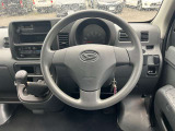 自動車保険も取り扱っております。お車ご購入の際に、お気軽にご相談下さい。万が一の時に備えて、お客様に合ったプランをご提案します。