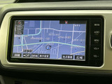 見やすい地図画面で、目的地までスムーズに案内してくれます。運転に集中しながら、安心して道順を確認できます。