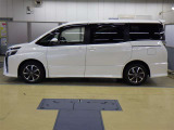 ぜひ現車確認をお願い致します。 商談中、先約等がある場合もございますので、ご来店前にお問合せ下さい。