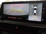 パノラミックビューモニターを装備。車を上から見たような映像が確認できますよ