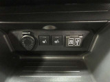 運転席・助手席シートヒーターです。座面と背もたれにヒーターが内蔵されているので、身体を直接温めることができます。寒さの厳しい時も快適に過ごせます。