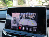 バックカメラは標準装備です。
