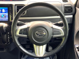 【ステアリングスイッチ】運転中、前方から目線をそらすことなく、オーディオ等の操作が可能な便利機能!安心&快適なドライブを演出してくれます♪