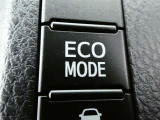 「ECOスイッチ」ONで省燃費制御モードになり燃費を向上させるように動作します。