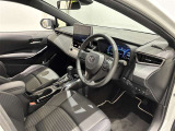 高いホールド性で運転姿勢が安定します。長距離ドライブでも疲れにくいのが魅力です。快適なドライビングライフをお送りください♪