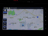 ナビゲーション付き。タッチパネル式で使いやすく、お出かけもラクラクです。