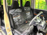 運転席シート廻りは使用感も少なく、良好な状態となっています。丁寧に使われていたことがよくわかりますね。