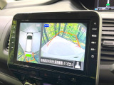 【アラウンドビューモニター】専用のカメラにより、上から見下ろしたような視点で360度クルマの周囲を確認することができます☆死角部分も確認しやすく、狭い場所での切り返しや駐車もスムーズに行えます。