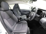 スタイリッシュな室内で運転もしやすいです♪使い勝手の良い配置も考えられています!!