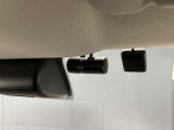 いくら安全運転をしていても、事故に巻き込まれることもあります。万が一の時に証拠として使えるフロント+車室内ドライブレコーダーがついてます♪