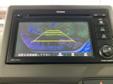後方確認をサポートし、安全な運転に貢献します。狭い道や駐車場での取り回しが、ぐっと楽になります。