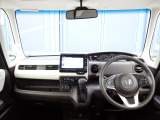 インパネ画像になります。車内は専門業者にて室内クリーニング施工済みなので、大変清潔です。