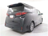 走りにこだわりながら収納力も持ち合わせたお車です。荷物を載せて軽快なドライブを楽しめますよ♪