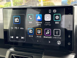 【 ディスプレイオーディオ 】いつも使っているスマホのアプリをそのままカーナビとして使える最新の車載器!お手持ちの携帯のアプリを更新するだけで最新ナビの情報に更新されます!※設定が必要です。 //