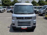 私どもはダイハツ正規ディーラー店舗となります。メーカー保証はもちろん中古車保証も全国最寄りのダイハツ正規ディーラーにてご利用いただけます(一部除く)