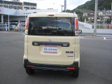 御納車前には選任スタッフが真心こめて清掃いたします!!