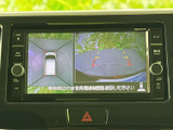 停車中にテレビやDVDを楽しめます。移動の合間や休憩時間に、リラックスした時間を過ごせるのが魅力です。