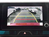 バックカメラ付き♪車庫入れ、バックでの駐車時に後方が見える事での安心感は大きいです☆一度装備したら外せなくなるアイテムです♪
