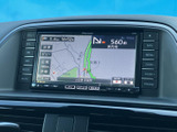 ナビゲーションシステムで、スムーズな移動をサポート。運転に集中できる、分かりやすいインターフェースが魅力です。目的地まで快適に案内します。