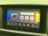 お気に入りの音楽やラジオをクリアな音質で楽しめます。直感的な操作で、様々なコンテンツを快適にコントロール可能です。