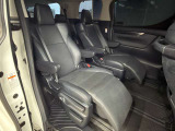 車内もキレイで嫌な臭いもありません☆車内の臭い、汚れが気になる方は内装のスチームクリーナーも施工可能です♪