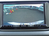 バックカメラ装備しております。駐車時に大変役に立ちますよ。駐車が苦手な方にも便利機能です。