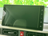 使いやすいインターフェースで、快適なドライブをサポート。音声操作で、安全運転を支援します。