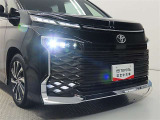 高輝度で点灯速度が速く、しかも消費電力の少ないLEDヘッドライトが装備されています!LEDの明るい光が走行中の視界の確保をサポートして、夜のドライブがより楽しく安全に運転できます♪