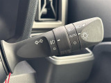 【 オートライト 】オートライトなのでライトの点け忘れを気にすることなく運転が出来ます♪//