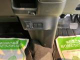 より多くの一般の方へ車を届けれればと思っておりますので同業者様への販売は極力控えさせて頂いております。ご了承下さいませ。
