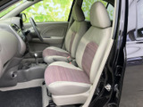 運転しやすい視界と操作性。シートの形状も体にフィットし、快適なドライビングをサポートします。