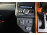 【シートヒーター】運転席、助手席ともにシートヒーター装備です。寒い朝、車内が暖まるのを待たずに快適に出発できます♪気持ちよく1日が始まります。