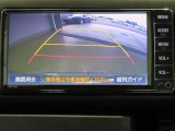 バックガイドモニターで、後方を確認しながら安心して駐車することができます。運転初心者も熟練者も必須の機能ですよ!