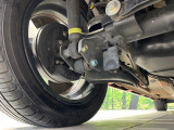 お車を安心してお乗りいただく為には、足回りの定期点検が欠かせません。サービスサポート(有償保証)では無料点検もご提供しており、安心のカーライフをお過ごしいただけるサポート体制が整っています。