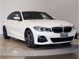 BMWのダイナミック且つエモーショナルなスタイルを印象付けるキャラクターライン(プレスライン)眺めているだけで溜め息の出る美しさです☆