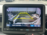 バックでの駐車が苦手な方や運転にあまり自信のない方でも後方の視界をしっかりサポート。安心して車庫入れが出来るバックカメラを装備しています!