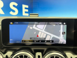 ●純正ナビ:一体感のあるナビは、高級感ある車内を演出してくれます。オーディオ機能も充実しておりますので、運転もより楽しめます♪