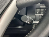高速道路で便利な【クルーズコントロール】も装着済み。アクセルを離しても一定速度で走行ができる装備です。加速減速もスイッチ操作でOKです。