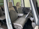 当車両は、次のお客様に気持ちよくお乗りいただくため、専門スタッフによる【徹底シートクリーニング】を施工済みです!