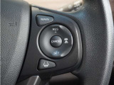 ◆アダプティブクルーズコントロール◆予め設定した車速内でクルマが自動的に加減速。前走車との適切な車間距離を維持しながら追従走行します。【LKAS】車線維持支援システムでステアリング操作を支援。