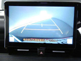 バックガイドモニターで、後方を確認しながら安心して駐車することができます。運転初心者も熟練者も必須の機能ですよ!