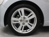 16インチアルミホイールを装着しています。タイヤサイズ165/50R16