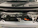 弊社中古車は、安心安全にお乗り頂くために、徹底した整備点検を実施しております。