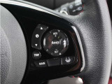 ◆アダプティブクルーズコントロール◆予め設定した車速内でクルマが自動的に加減速。前走車との適切な車間距離を維持しながら追従走行します。【LKAS】車線維持支援システムでステアリング操作を支援。