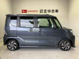 車両右側面からの写真になります。車をご覧になりたい時はお気軽に最寄りの店舗へご相談下さい。