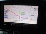 メモリーナビを装備しております。 お出かけに大変便利です。