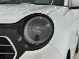 LEDヘッドライトは、点灯の瞬間から最大光量を発揮し、突然暗くなるトンネルなどでの安定感を高めます。