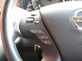 ステアリングスイッチ付きです。運転に集中できます。